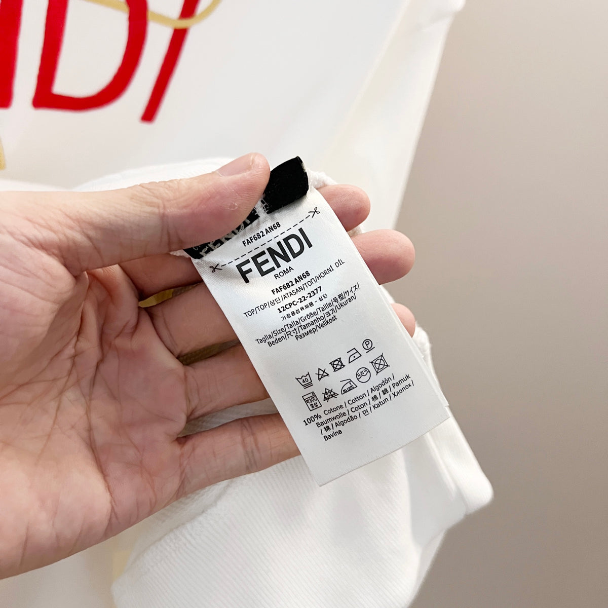 Classic Fit Hoodie-1055