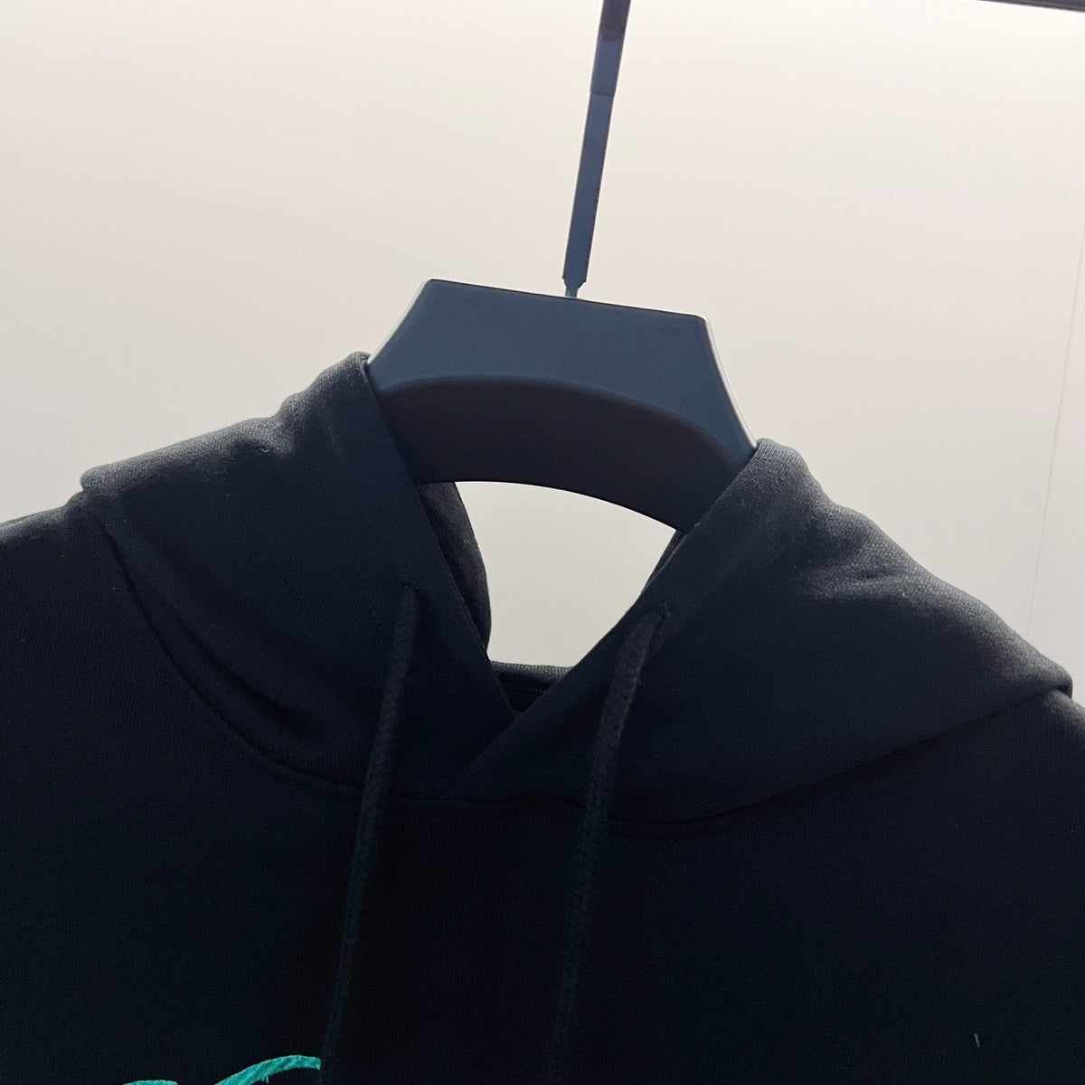 Classic Fit Hoodie-1058