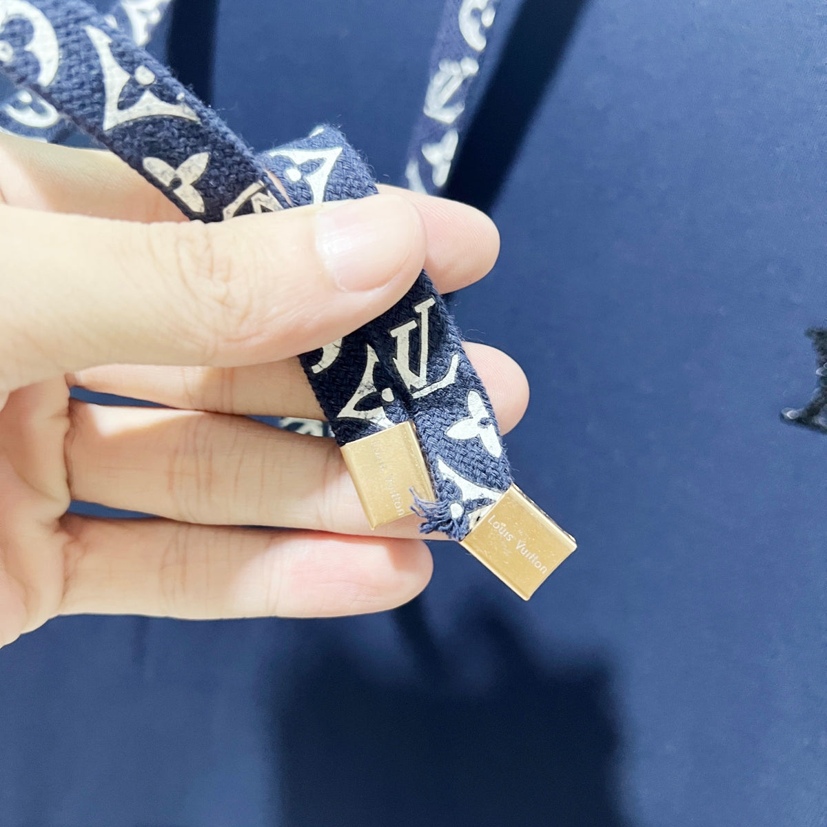 Classic Fit Hoodie-1061