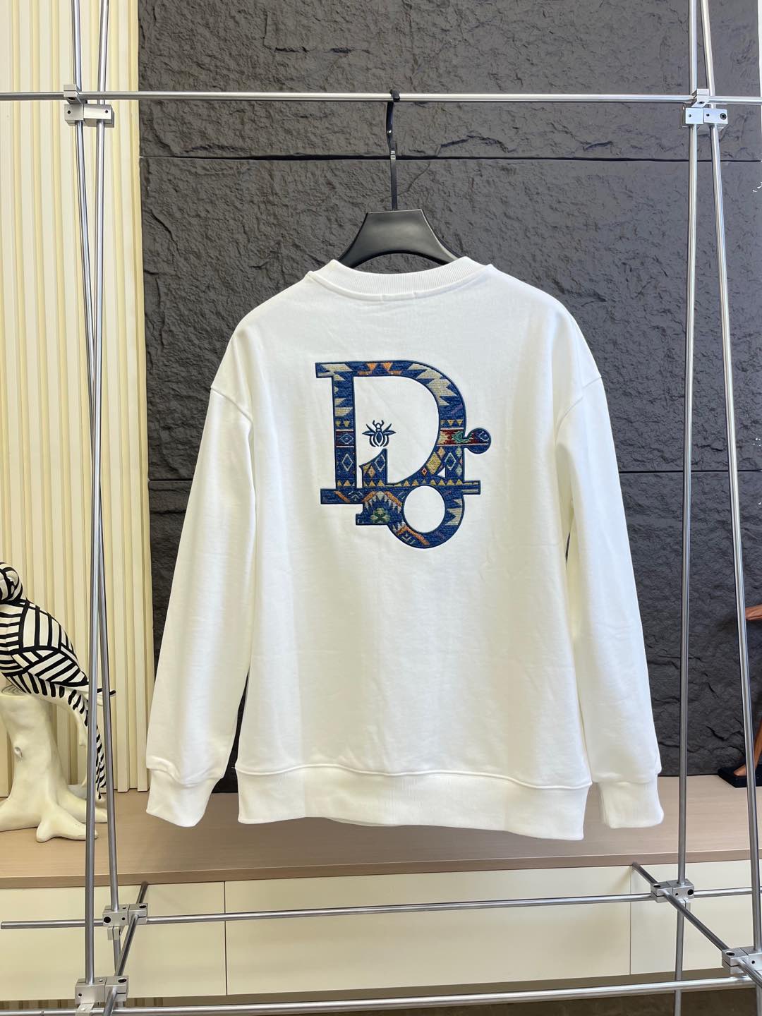 Classic Fashion Sweater-1045