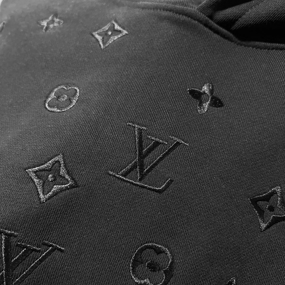 Classic Fit Hoodie-1065