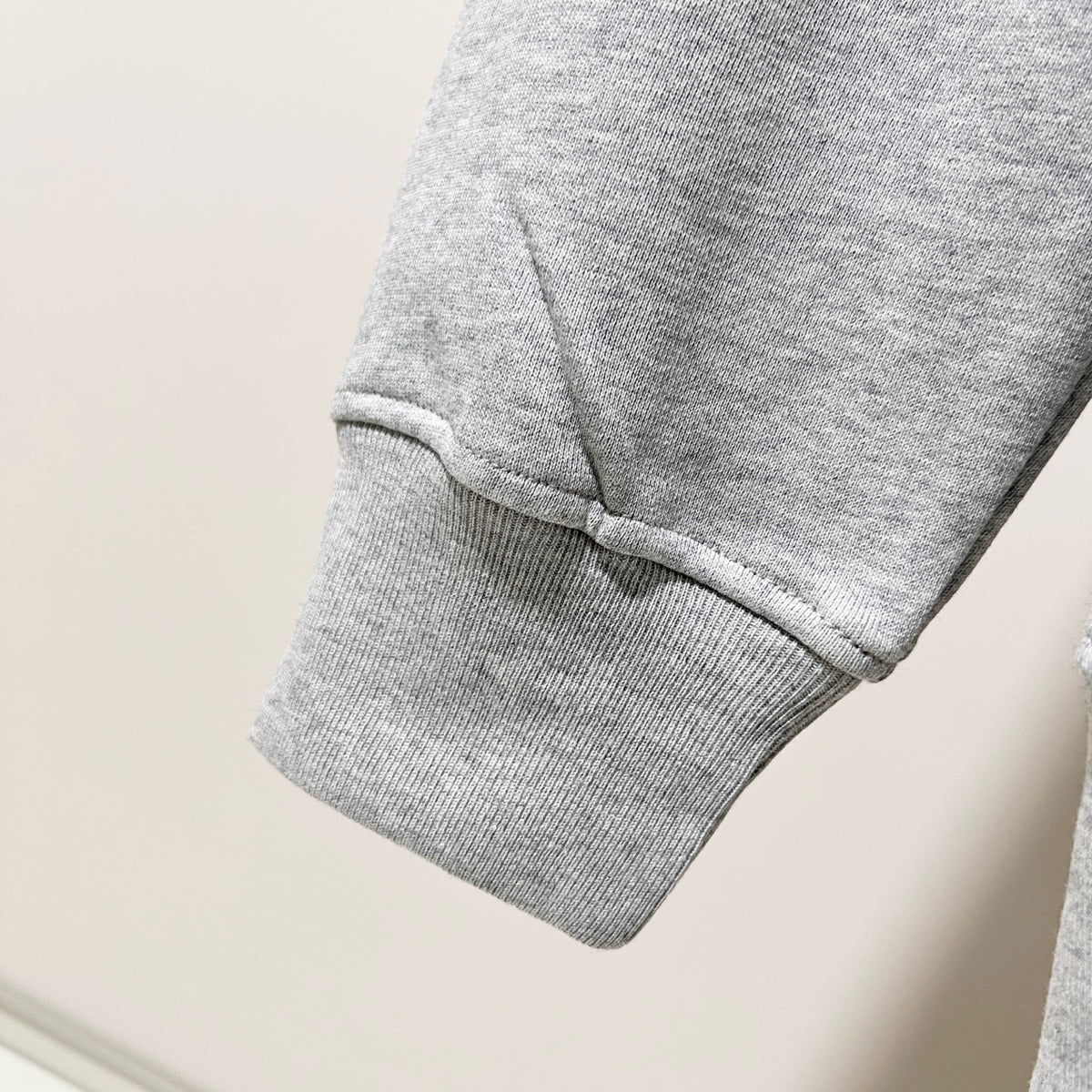 Classic Fit Hoodie-1068