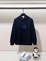 Classic Fit Hoodie-1072