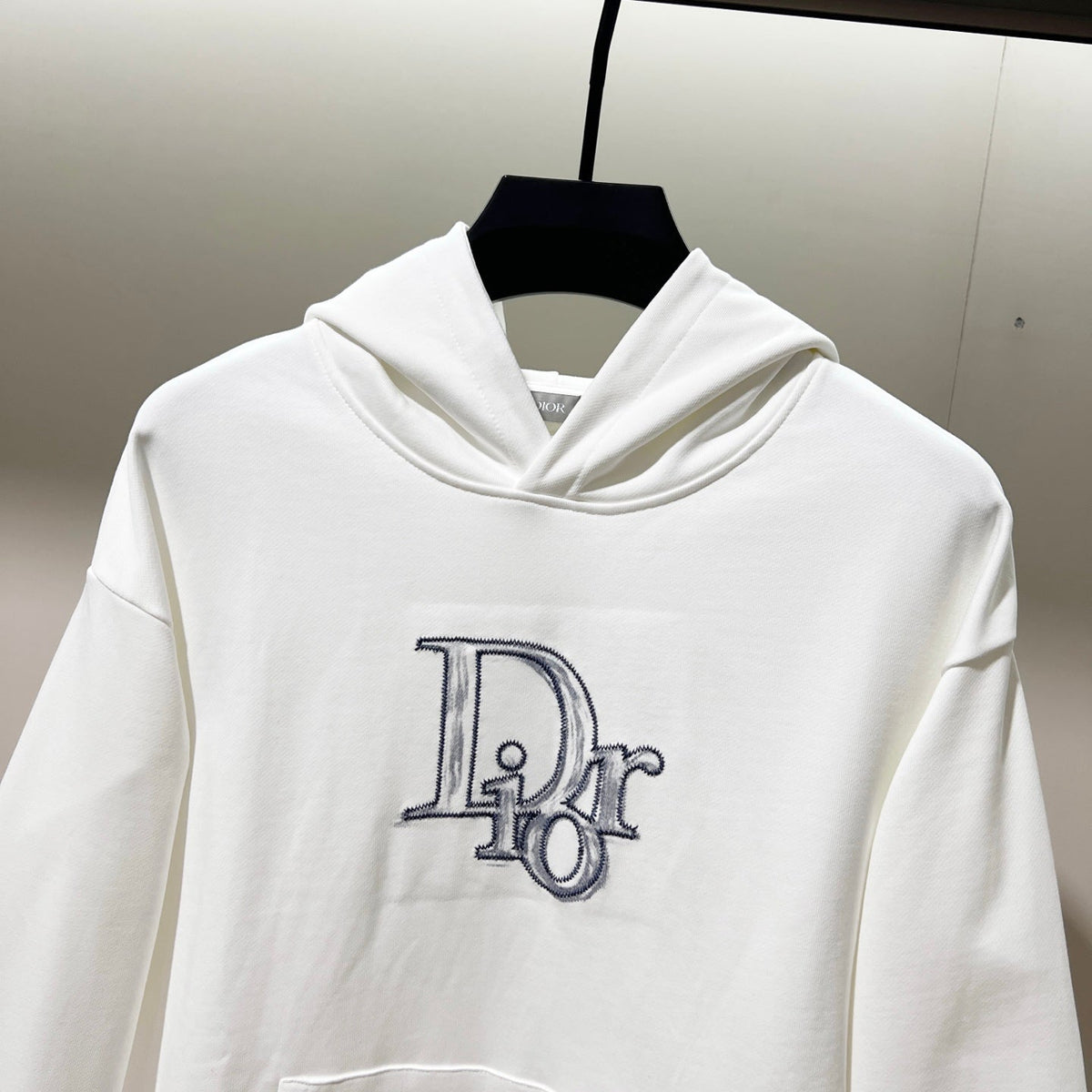 Classic Fit Hoodie-1073