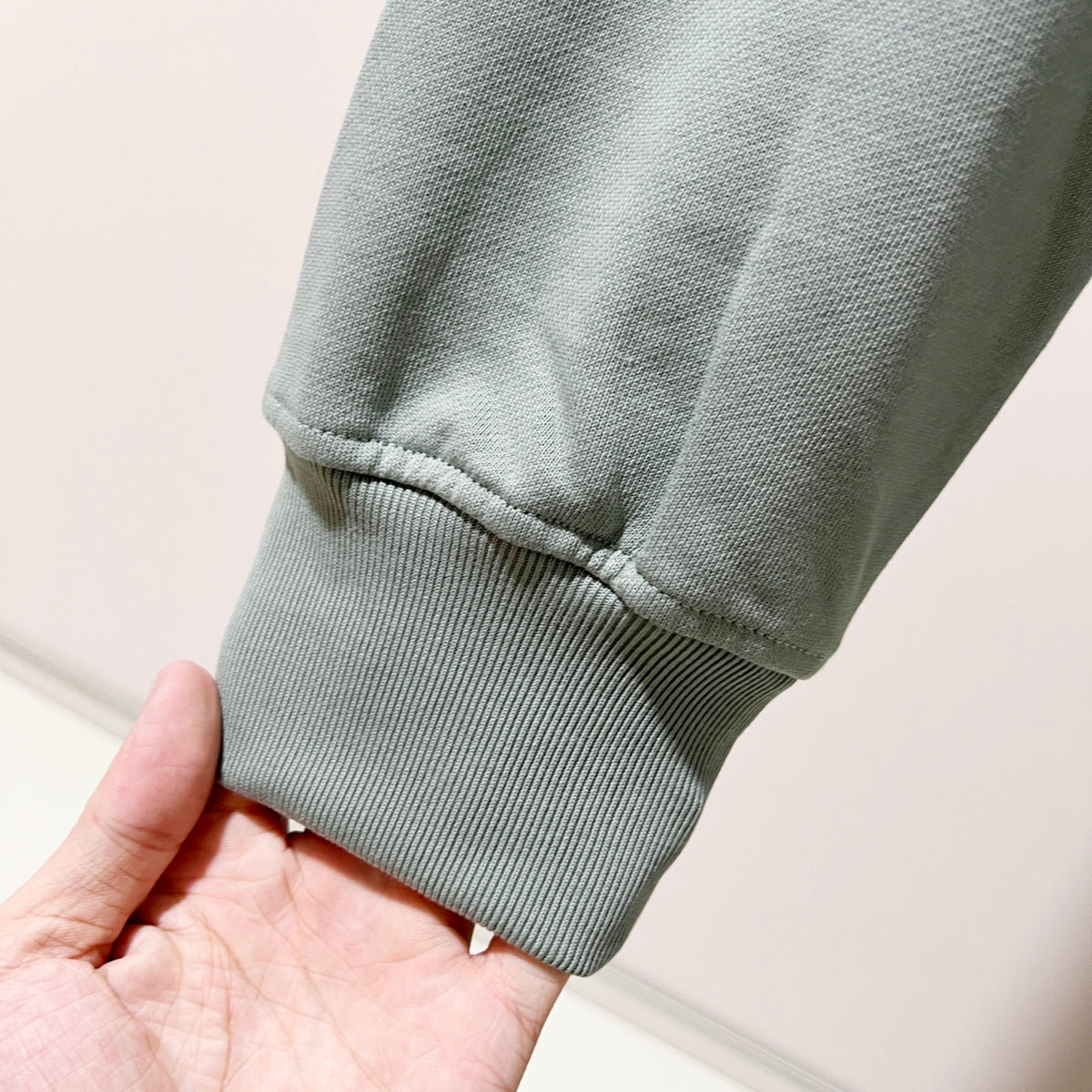 Classic Fit Hoodie-1082