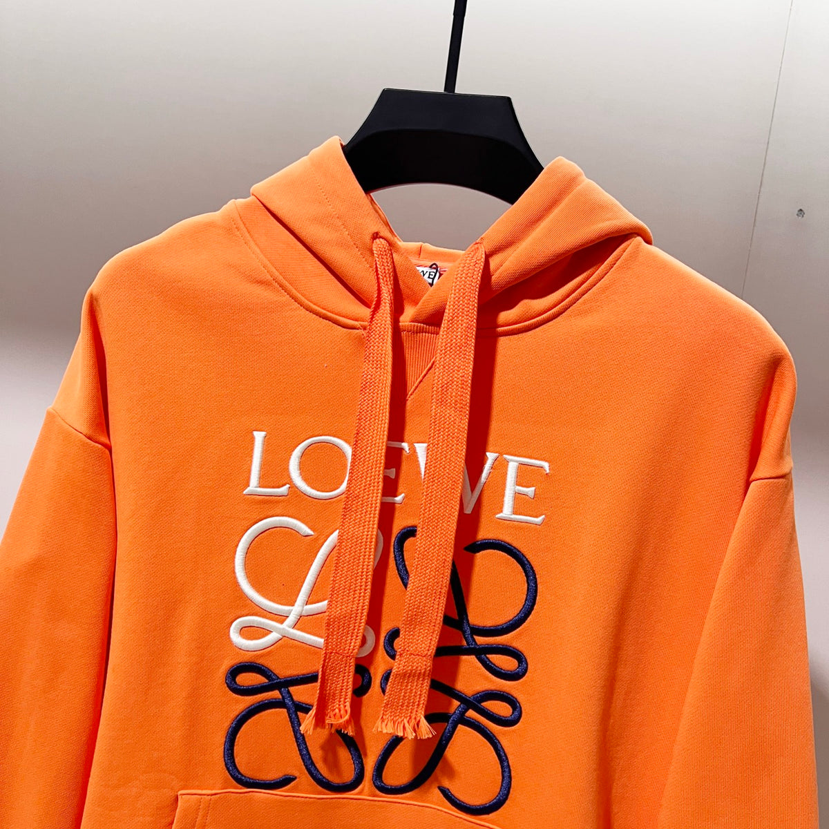 Classic Fit Hoodie-1083