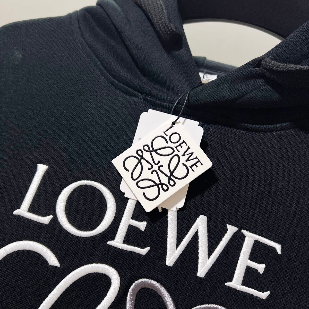 Classic Fit Hoodie-1085