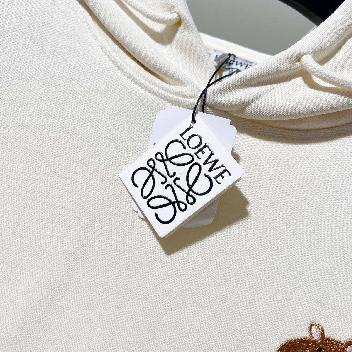 Classic Fit Hoodie-1087