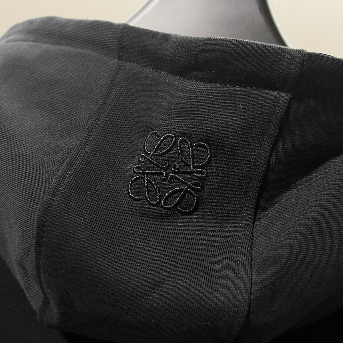 Classic Fit Hoodie-1088