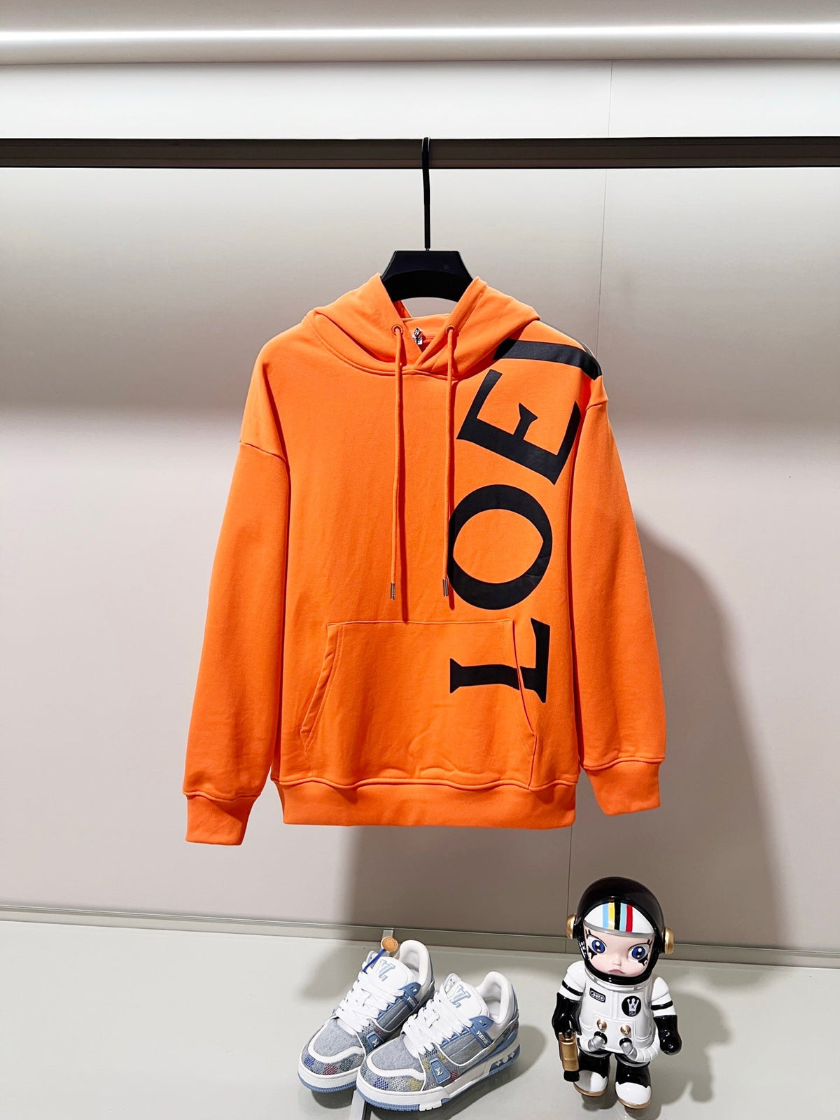 Classic Fit Hoodie-1089