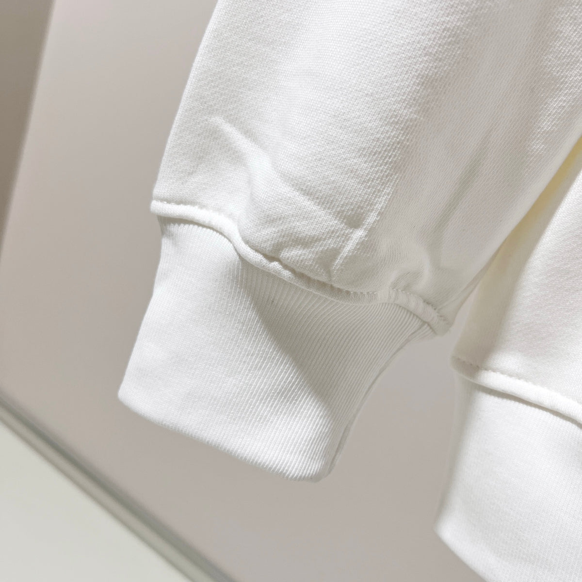 Classic Fit Hoodie-1091