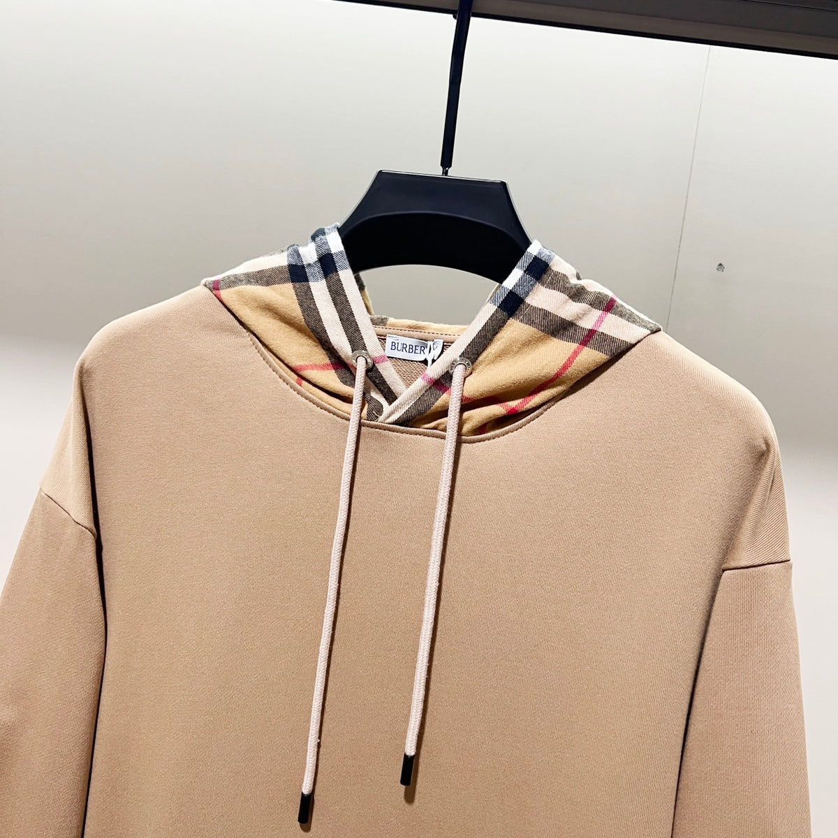 Classic Fit Hoodie-1100