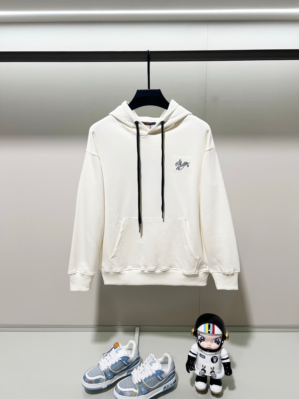 Classic Fit Hoodie-1102