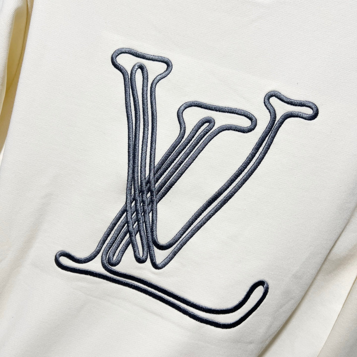 Classic Fit Hoodie-1102