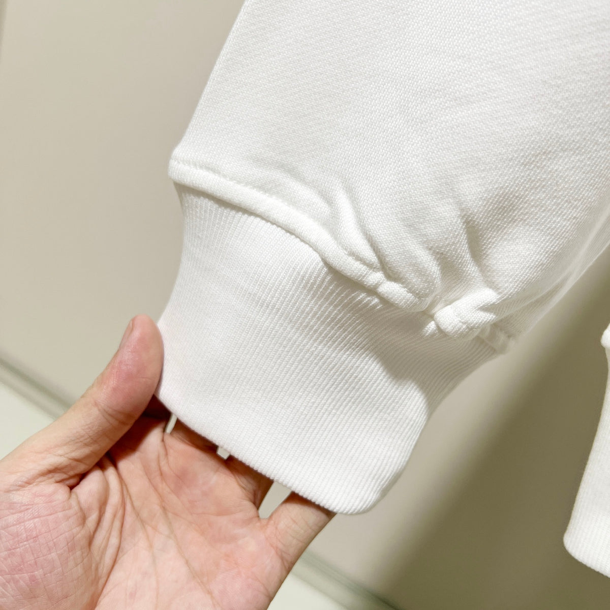 Classic Fit Hoodie-1104