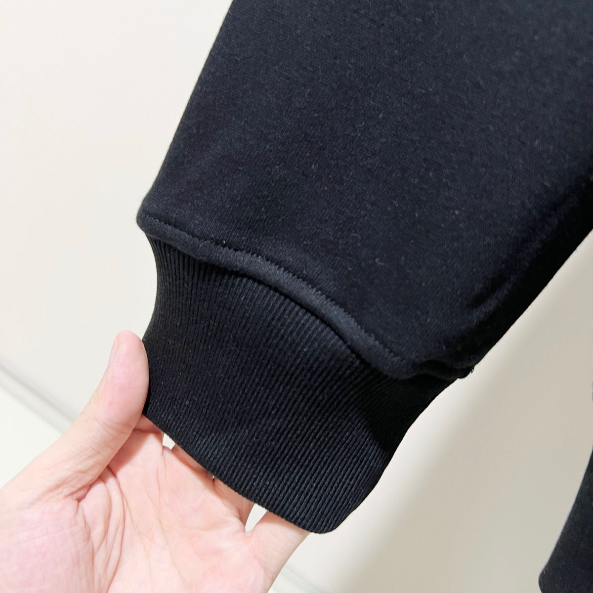 Classic Fit Hoodie-1108