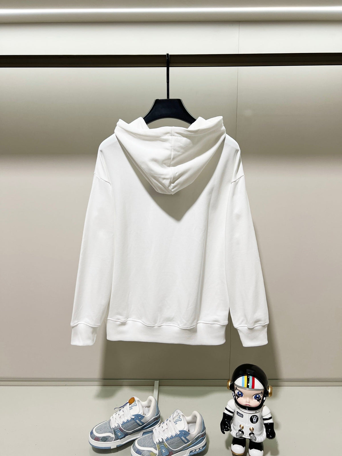 Classic Fit Hoodie-1109
