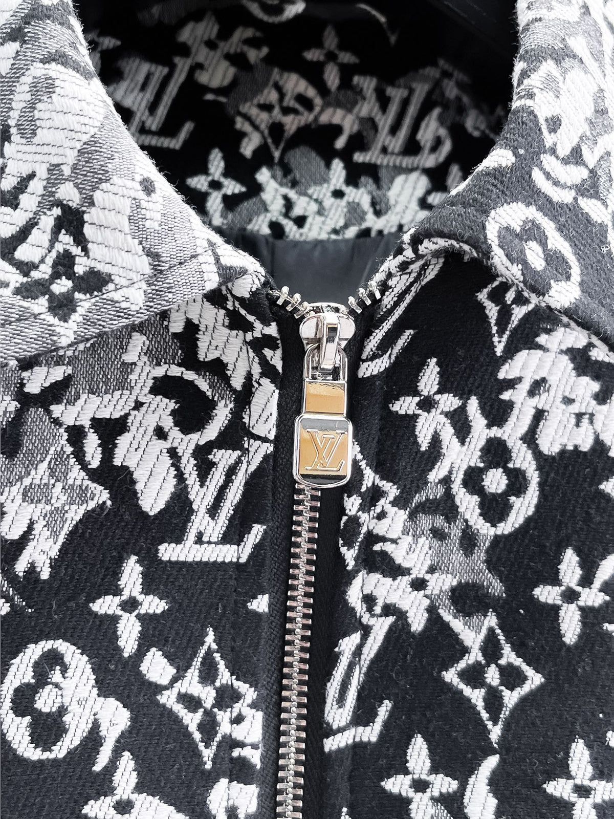 Premium Heavy-Duty Denim Jacket | Durable, Stylish & Built to Last-7