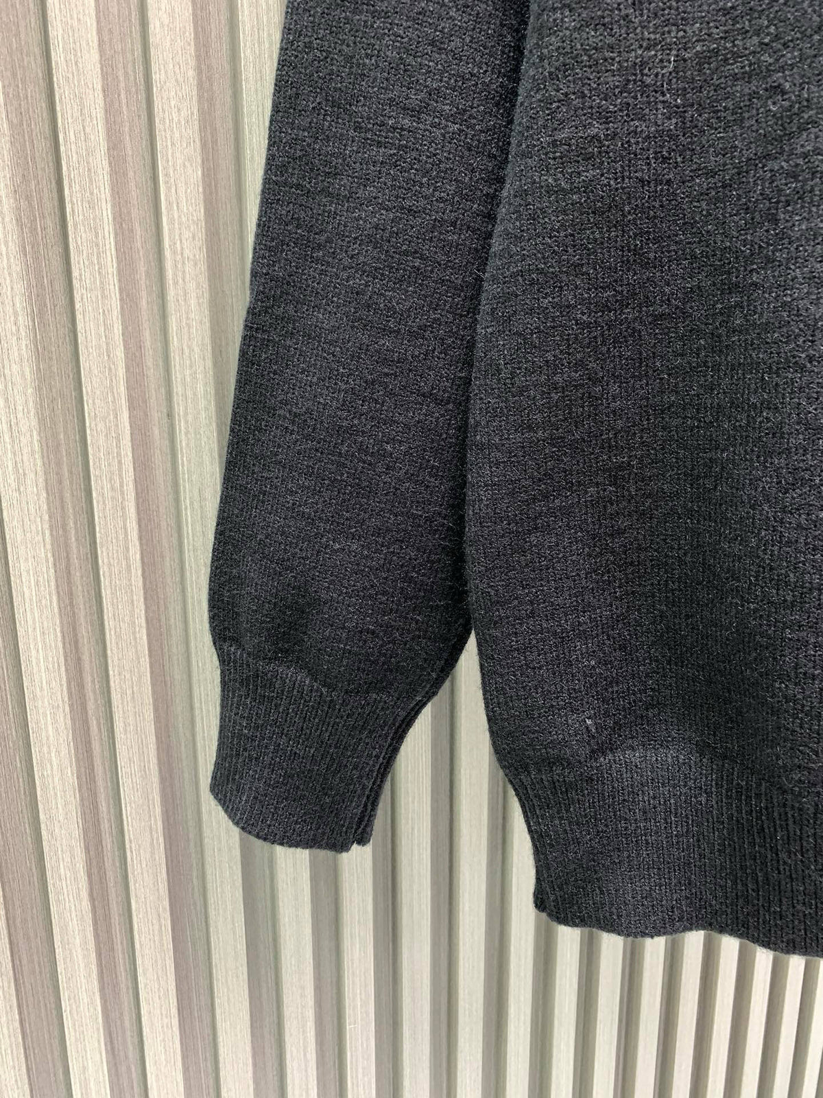 Classic Fashion Sweater-1085