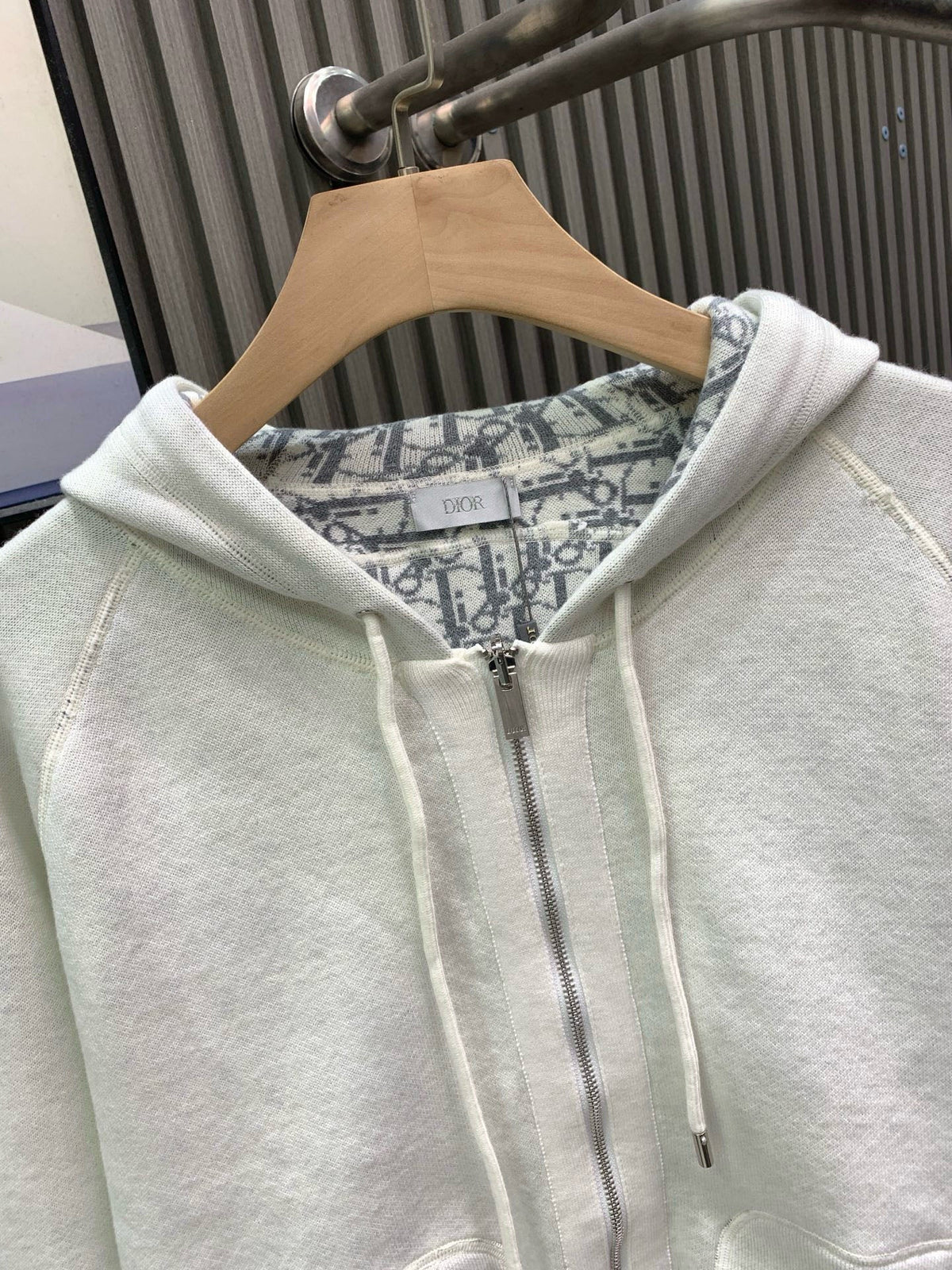 Classic Fashion Sweater-1083