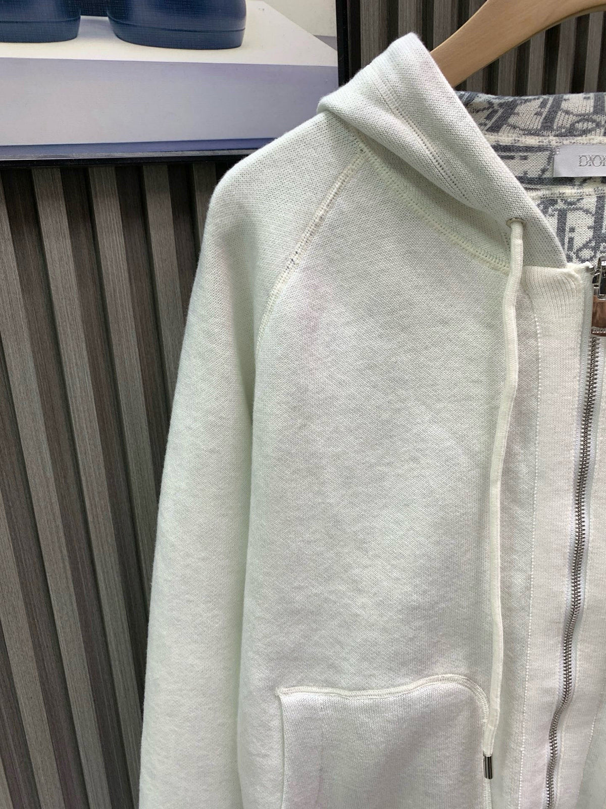 Classic Fashion Sweater-1083