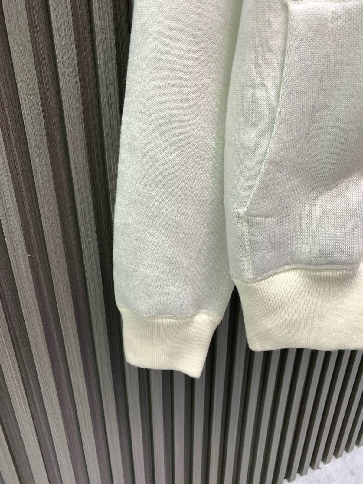 Classic Fashion Sweater-1083