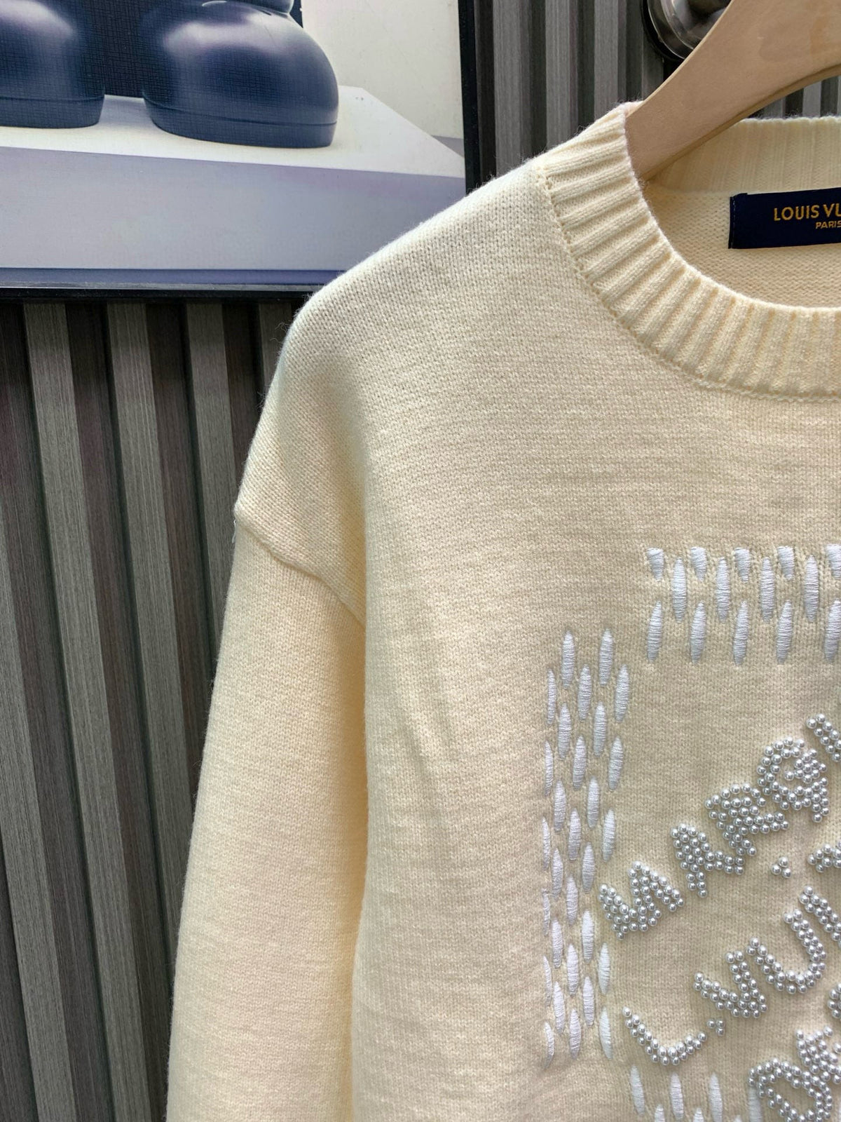 Classic Fashion Sweater-1081