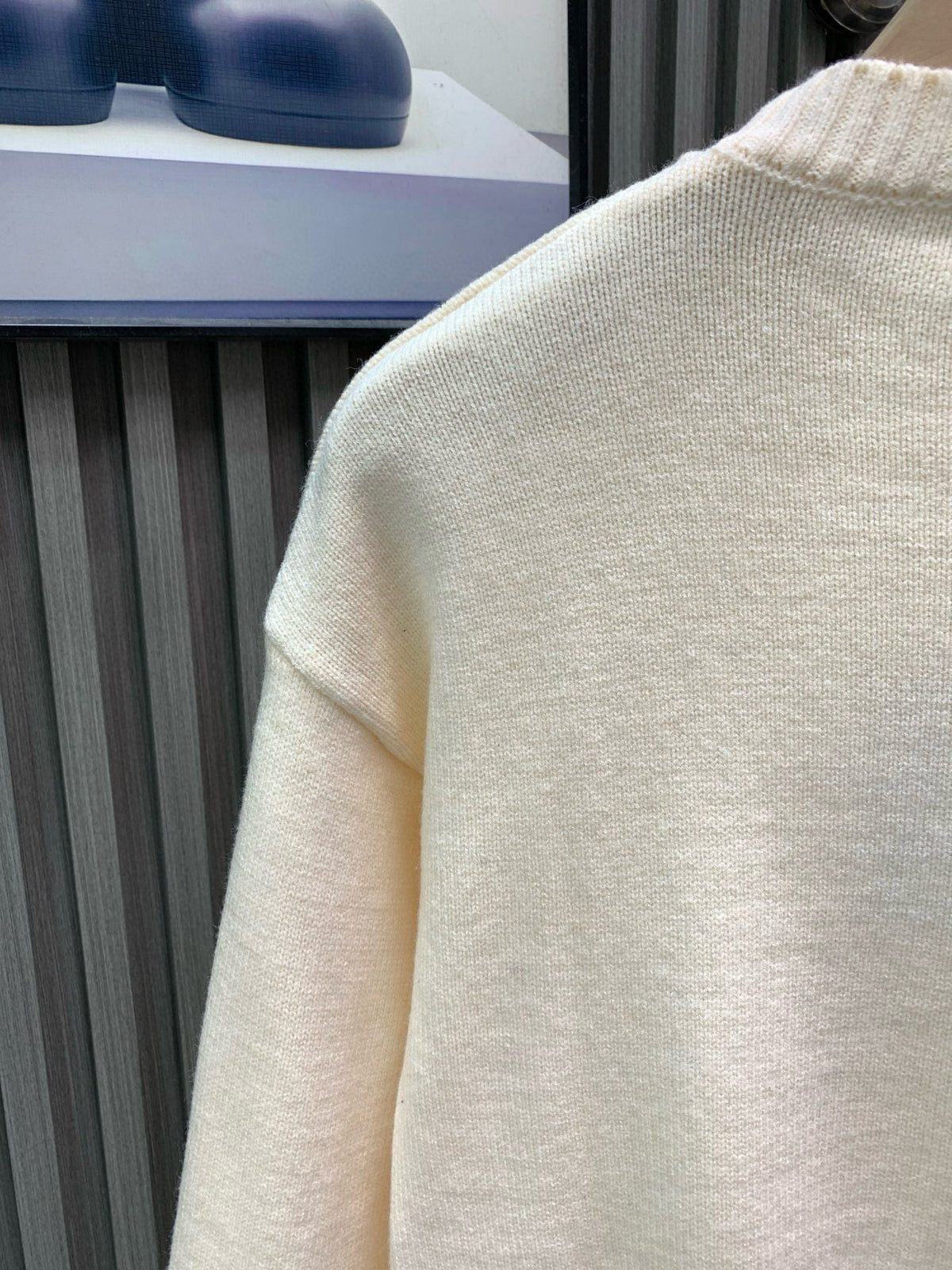 Classic Fashion Sweater-1081