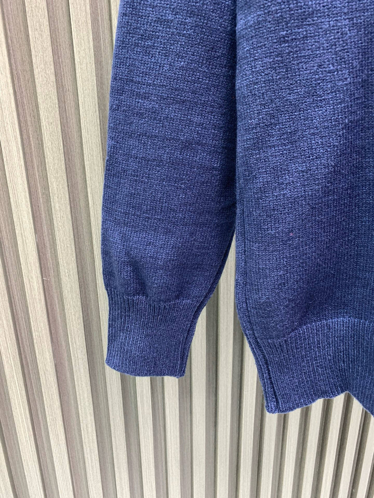 Classic Fashion Sweater-1081