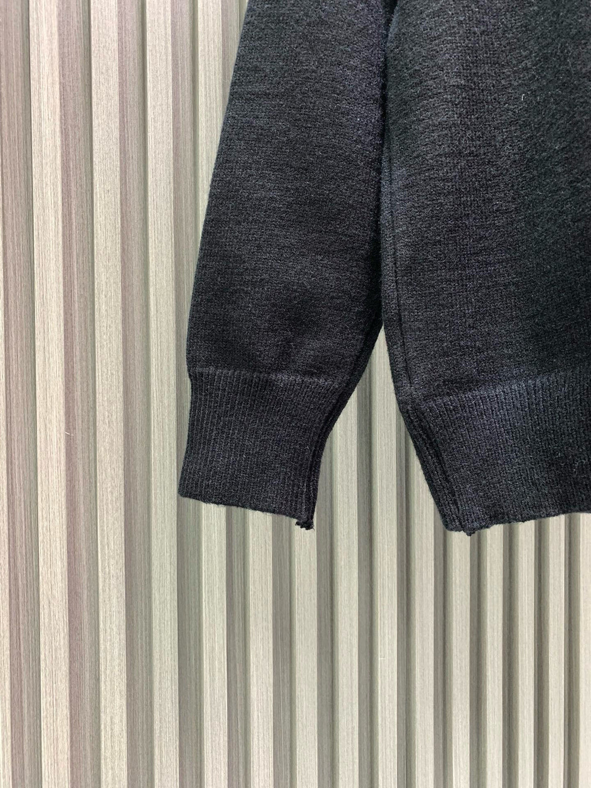 Classic Fashion Sweater-1081