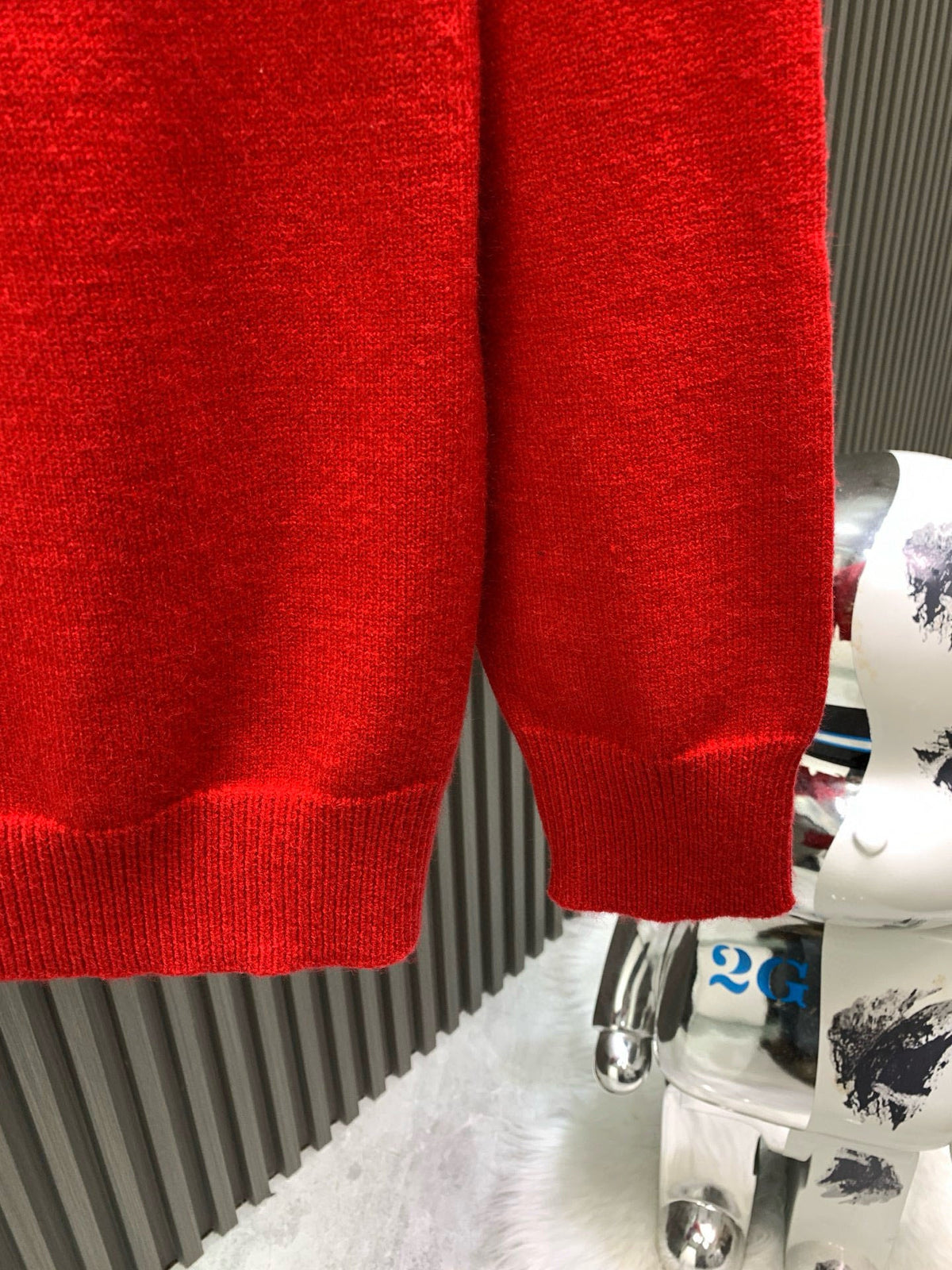 Classic Fashion Sweater-1081