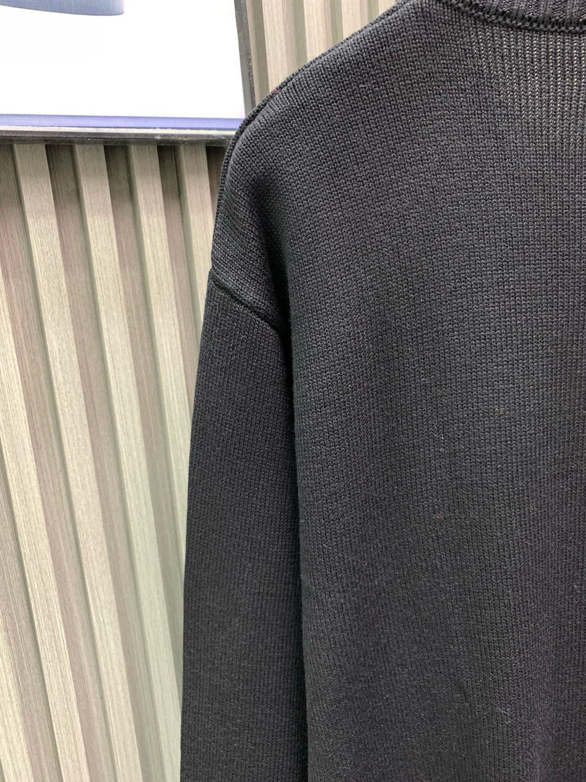 Classic Fashion Sweater-1077