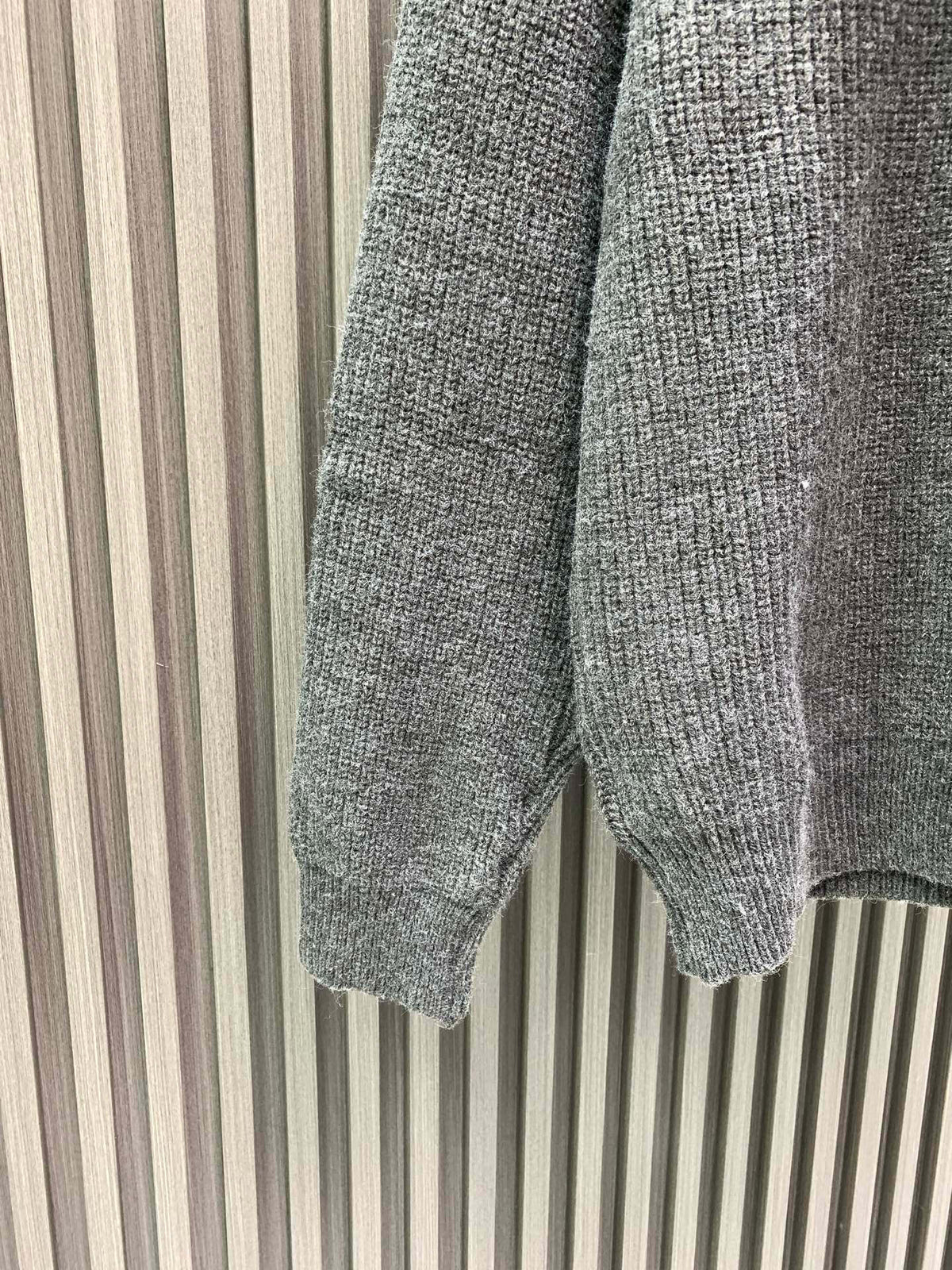 Classic Fashion Sweater-1073
