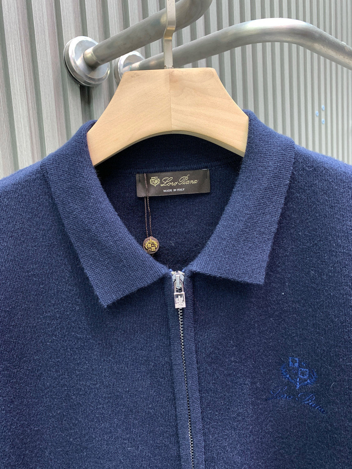 Classic Fashion Sweater-1072