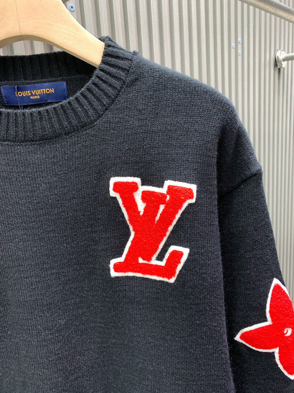 Classic Fashion Sweater-1071