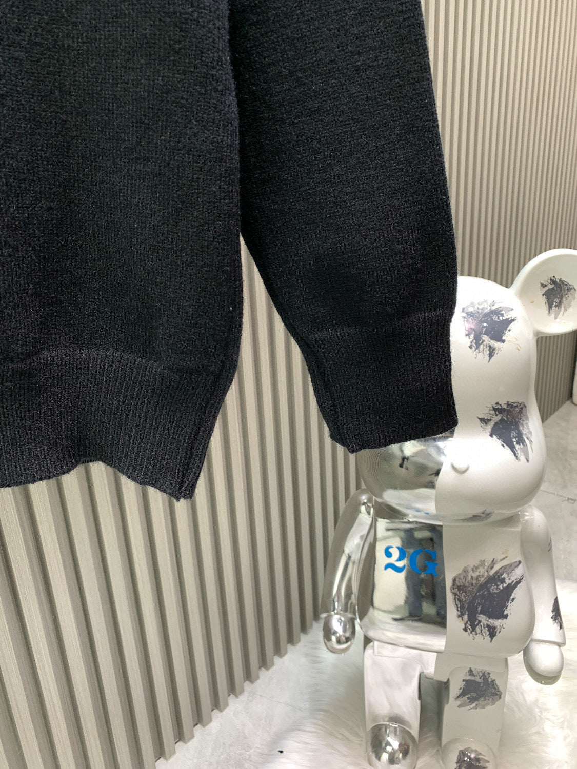 Classic Fashion Sweater-1070