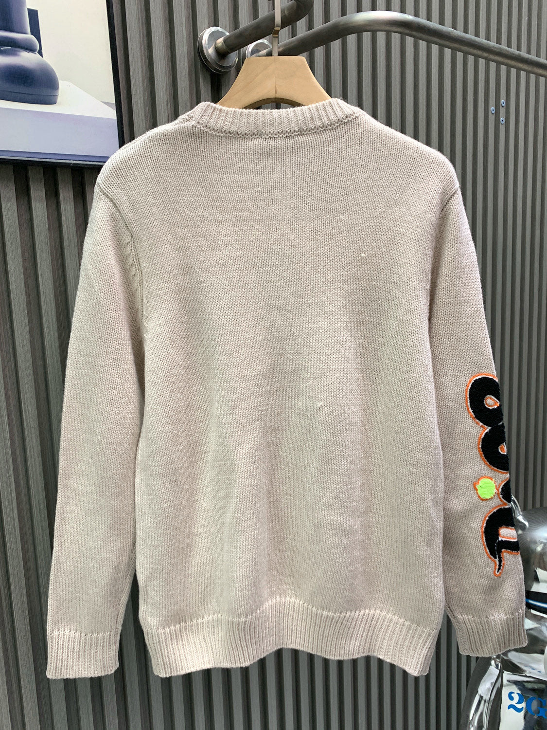 Classic Fashion Sweater-1069