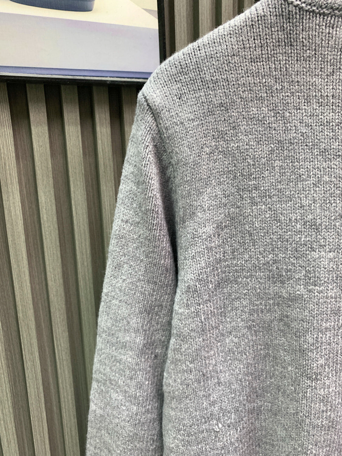 Classic Fashion Sweater-1067