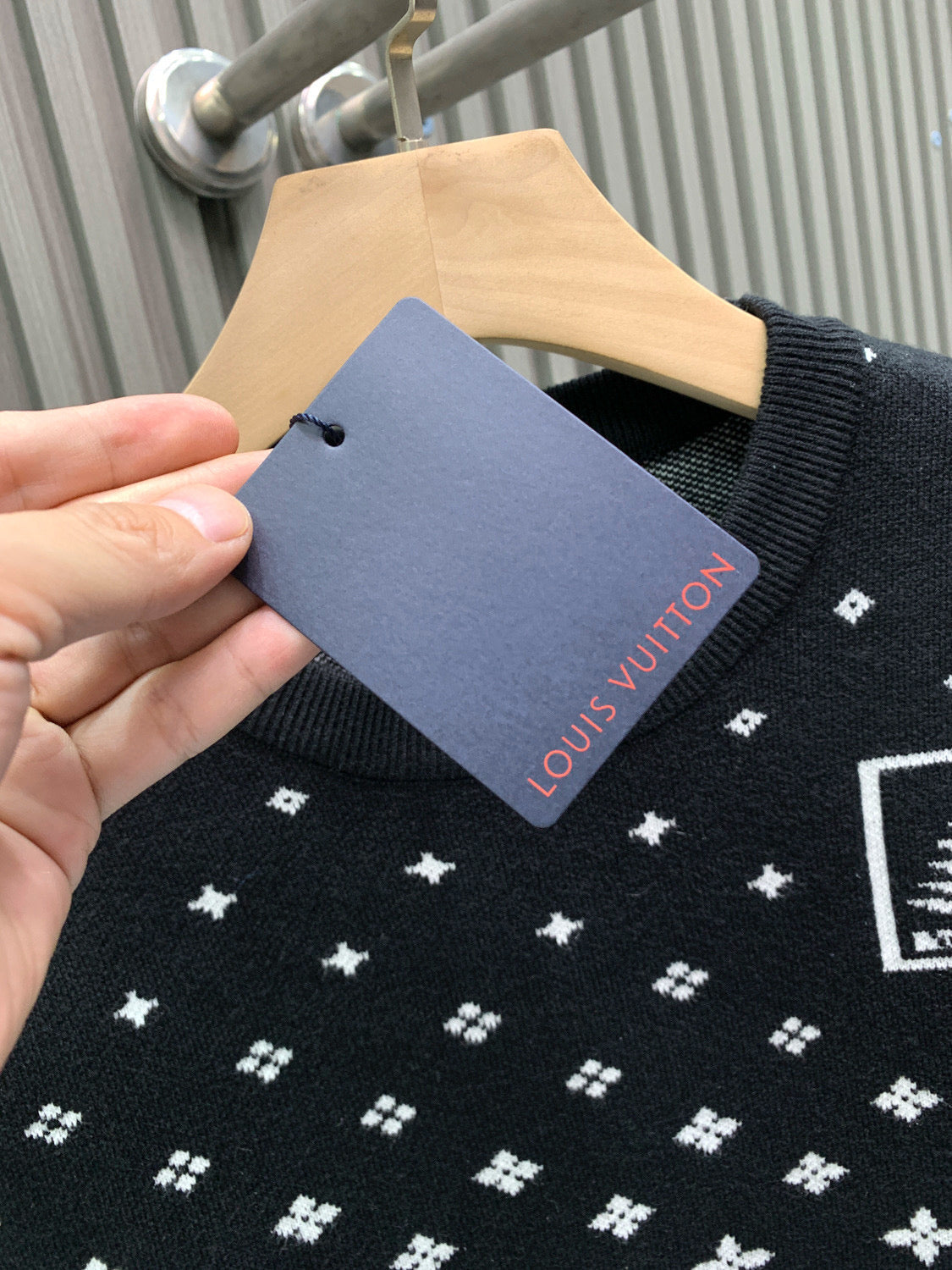 Classic Fashion Sweater-1065