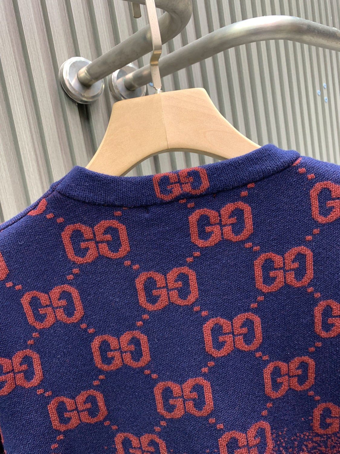 Classic Fashion Sweater-1063