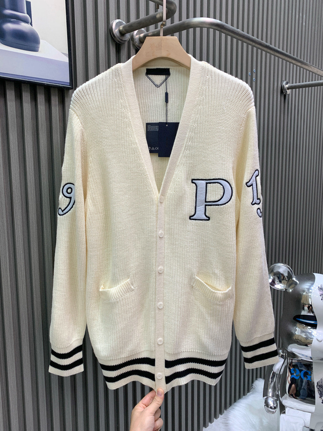 Classic Fashion Sweater-1061