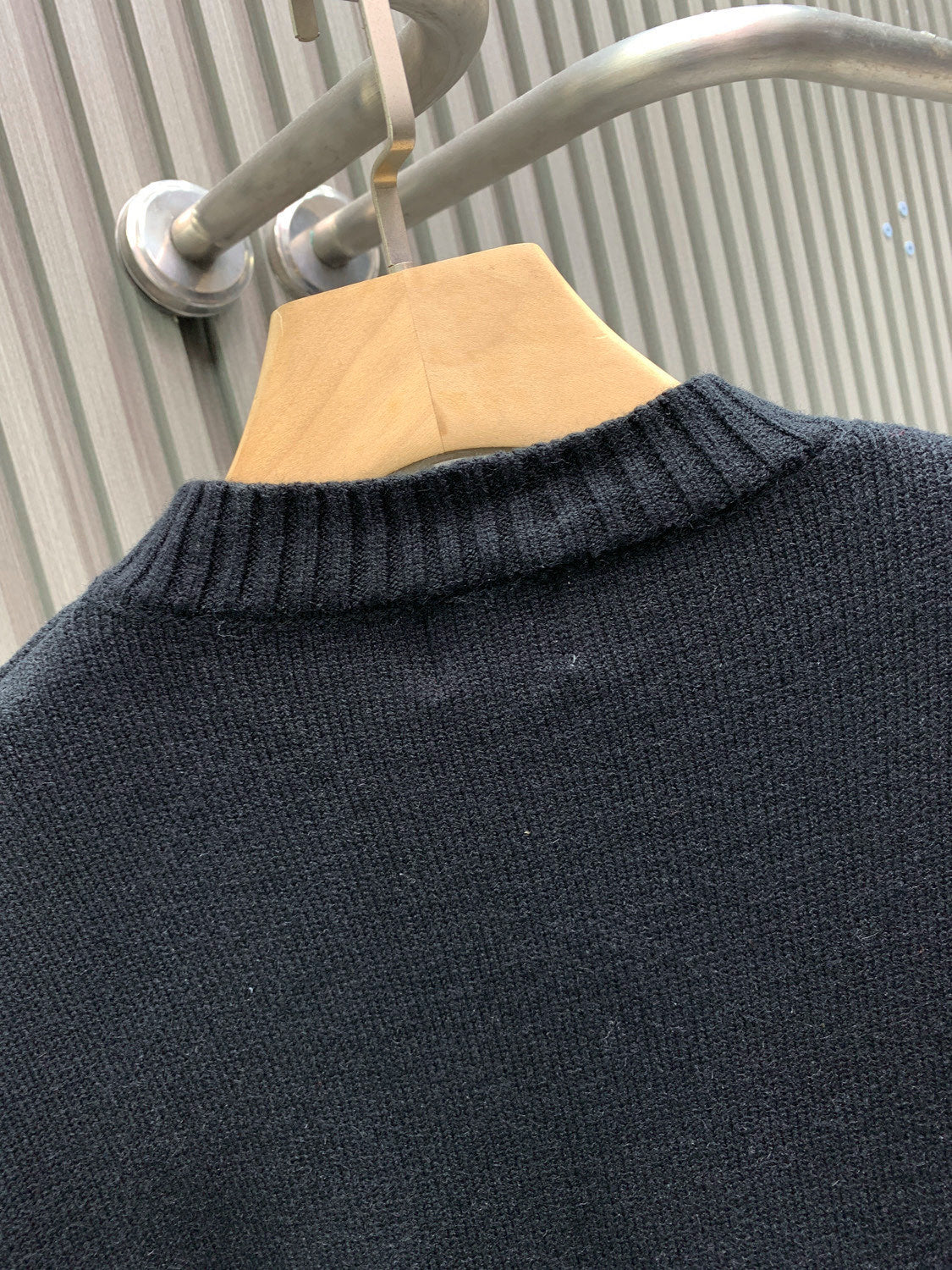 Classic Fashion Sweater-1060