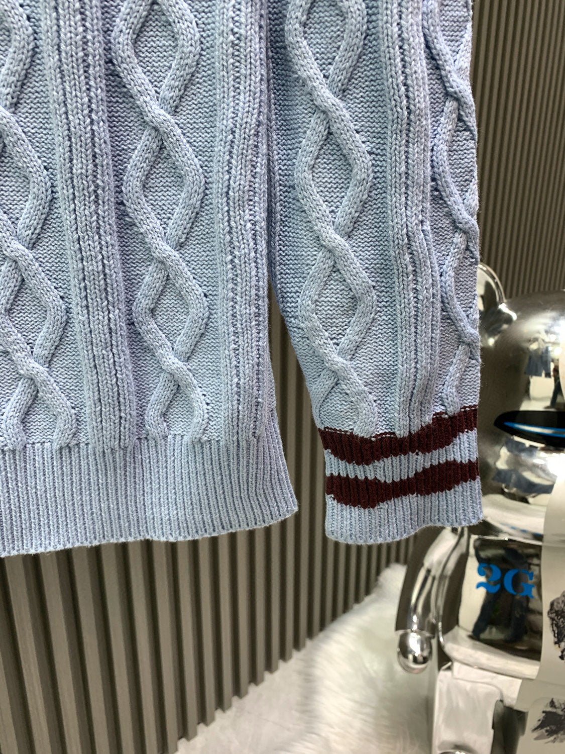 Classic Fashion Sweater-1059