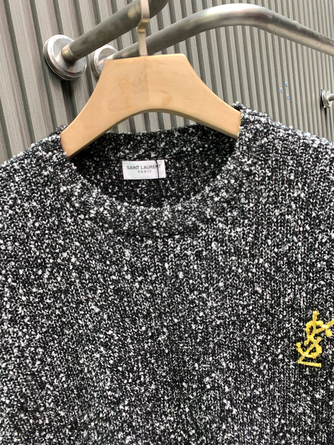 Classic Fashion Sweater-1055