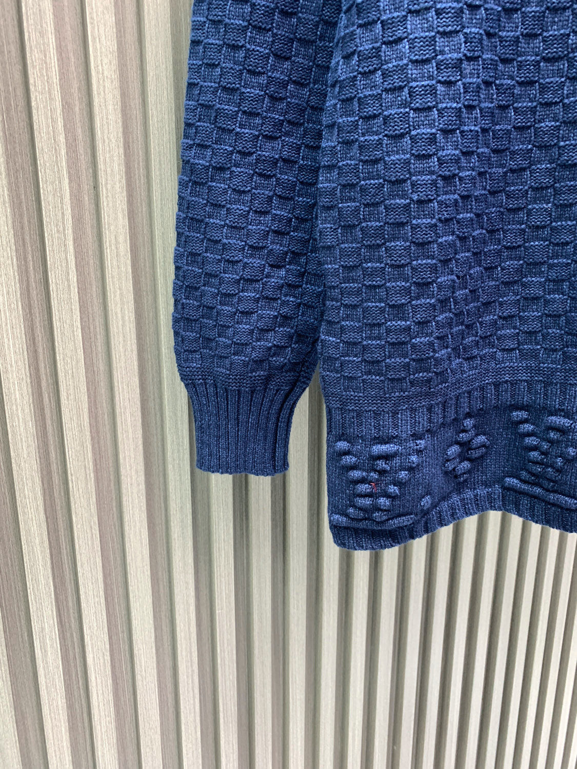 Classic Fashion Sweater-1053