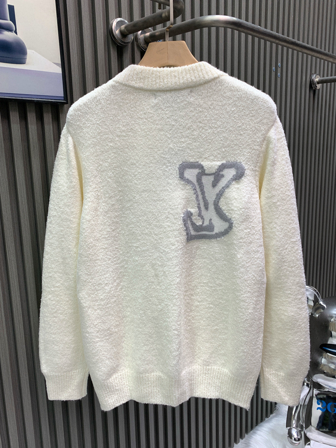 Classic Fashion Sweater-1051