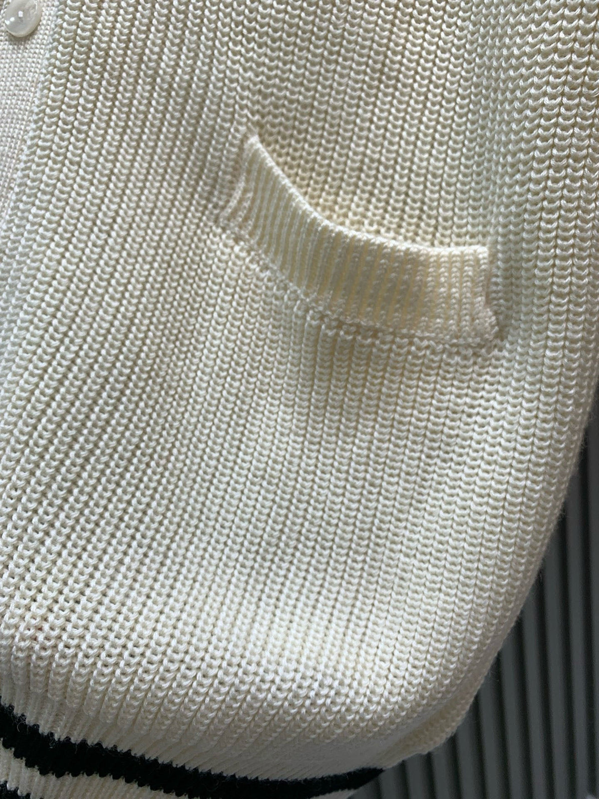 Classic Fashion Sweater-1095