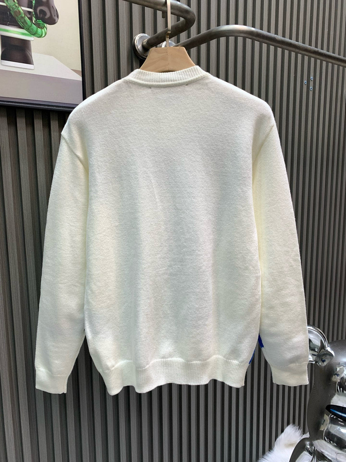 Classic Fashion Sweater-1100