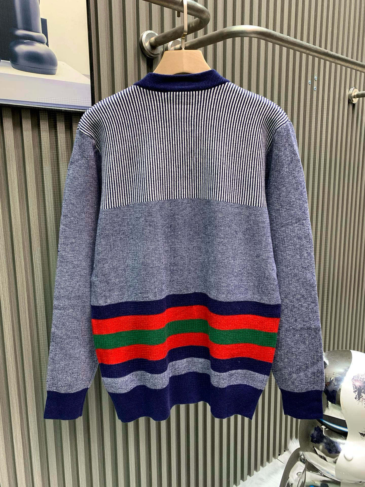 Classic Fashion Sweater-1111