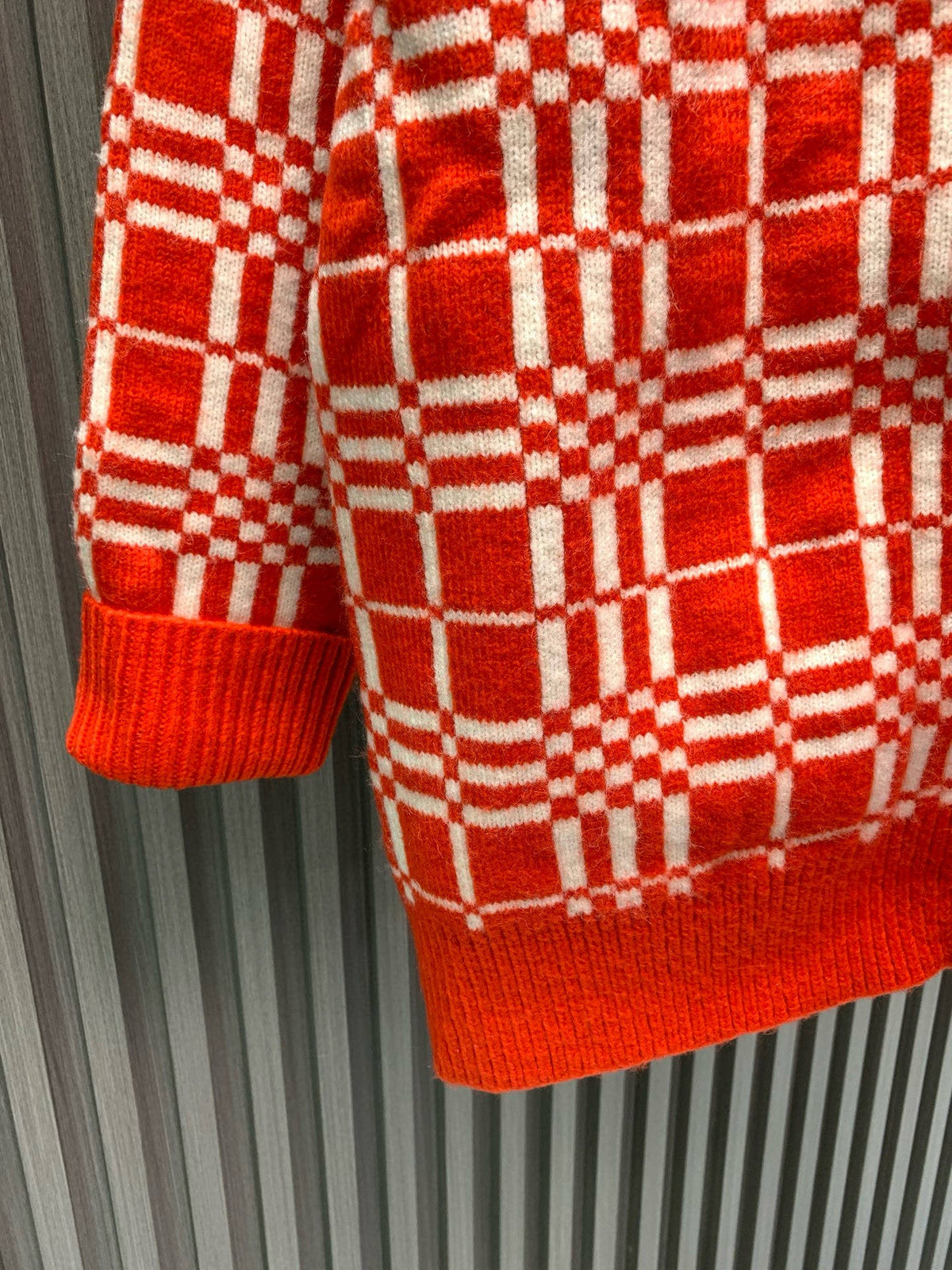 Classic Fashion Sweater-1113